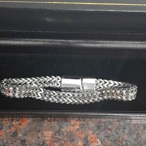Silver Unisex Titanium Magnetic Bracelet....7.5" x  0.5"...NEW
